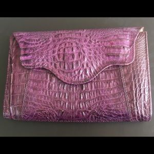 Vintage Veari Alligator clutch